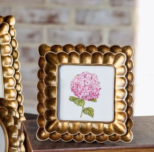 4x4 Square Bronze Scallop Frame