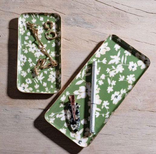 Green Floral Tray Set