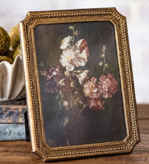 5x7 Gold Dot Frame