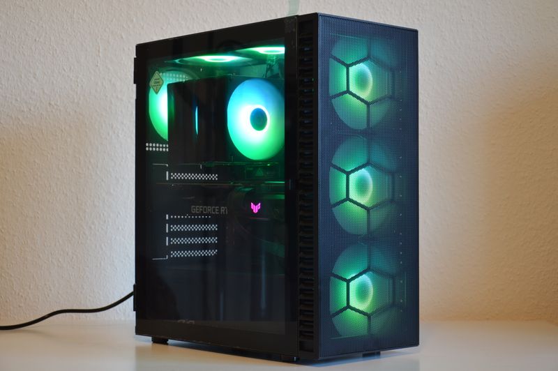 Gaming PC Refurbished - AMD 5700X, RTX 3070, 32GB RAM, 1TB SSD