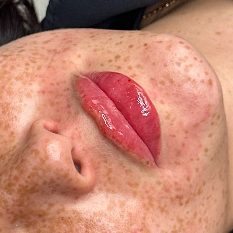 Russian Feather Lips (Online Training)