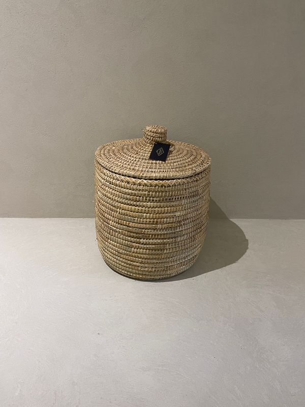 Mand met deksel Large