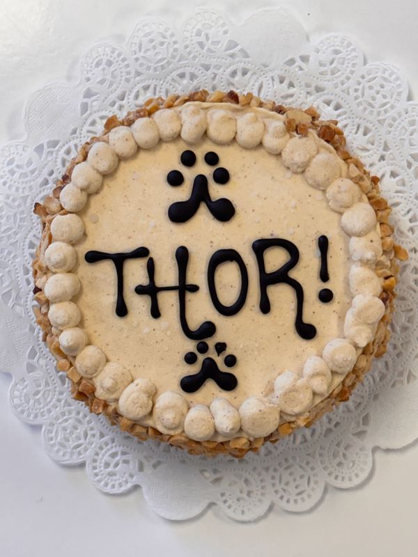 5" Round Barkday Cake