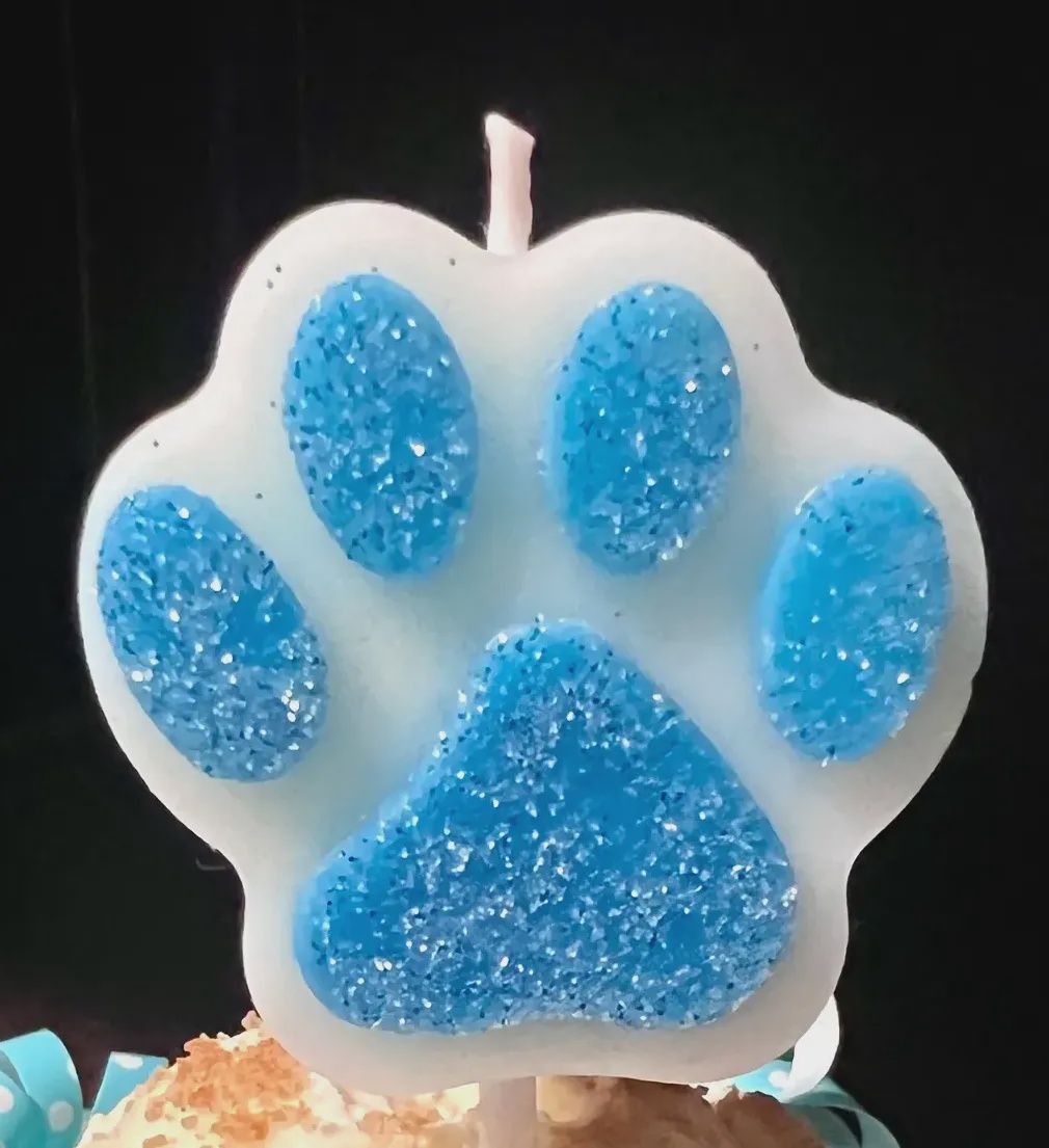 Dog Paw Candle, Color: Blue &amp; White Paw
