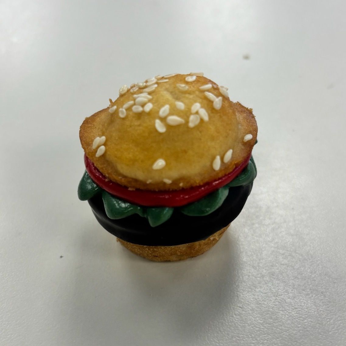 Hamburger Small Cupcake