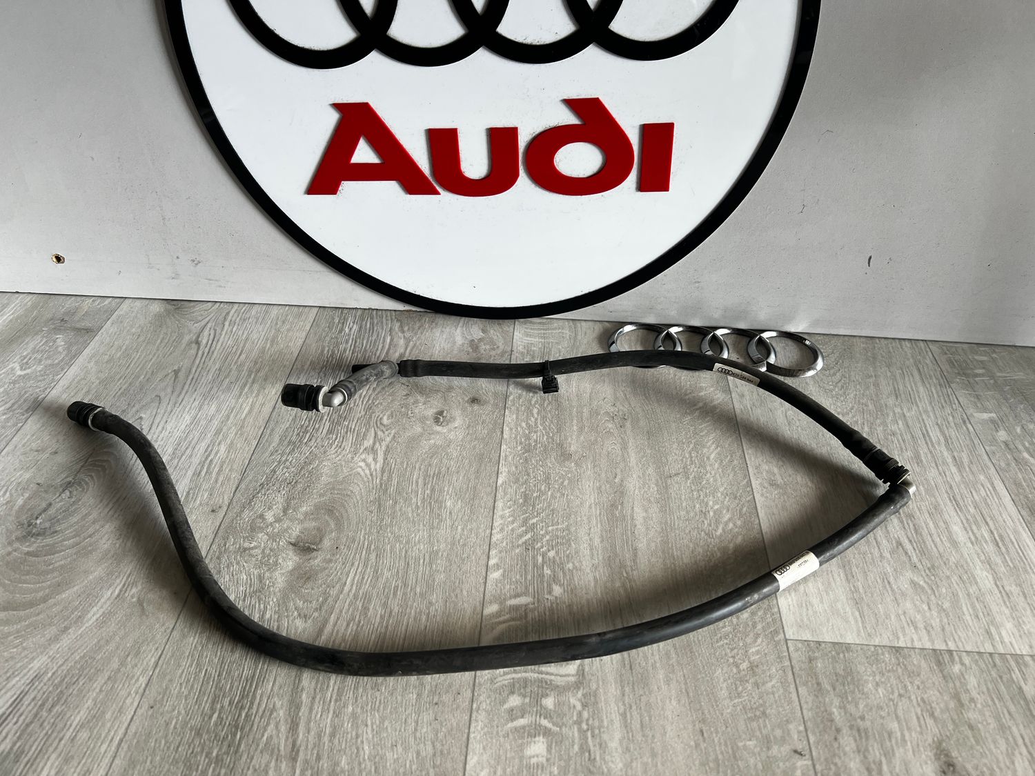 AUDI WĄŻ PRZEWÓD SPRYSKIWACZY 8K0955667B 8K0955944
