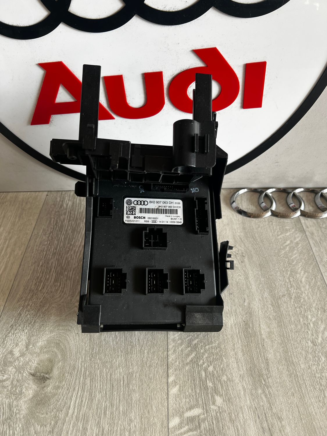 MODUŁ STEROWNIK BCM AUDI A4 B8 2.0 TDI 8K0907063DH ORYGINAŁ