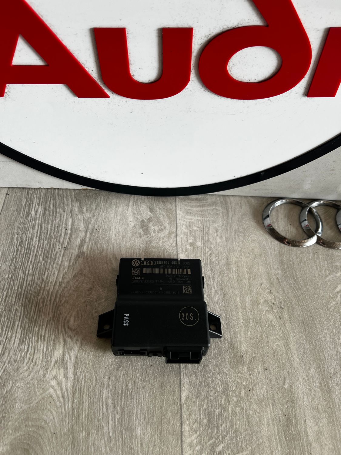 ​AUDI Q5 STEROWNIK GATEWAY OE 8R0907468N