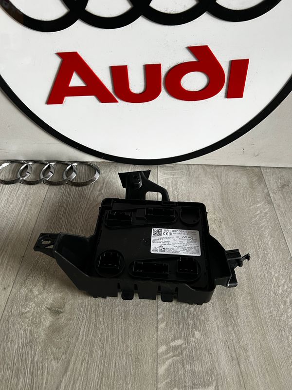 MODUŁ KOMFORTU STEROWNIK AUDI A4 S4 B9 8W1907064EL