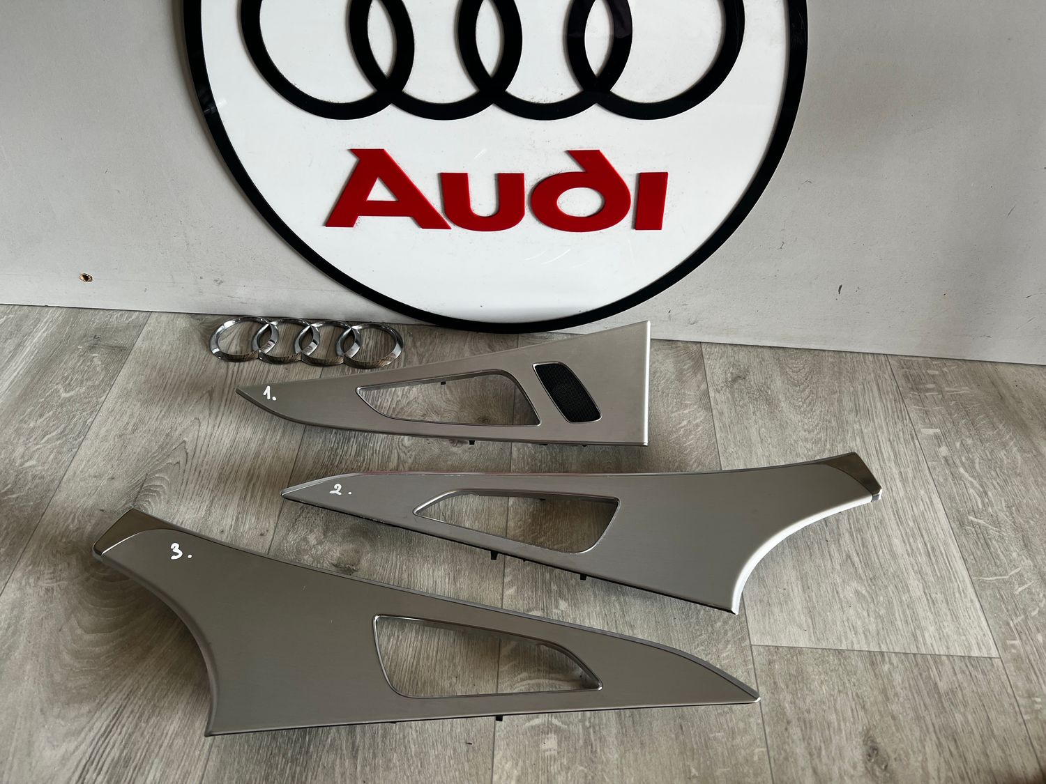AUDI A6 C7 LISTWA LISTWY DEKOR DRZWI RYBIA ŁUSKA  4G0867420 4G0867409 4G0867410