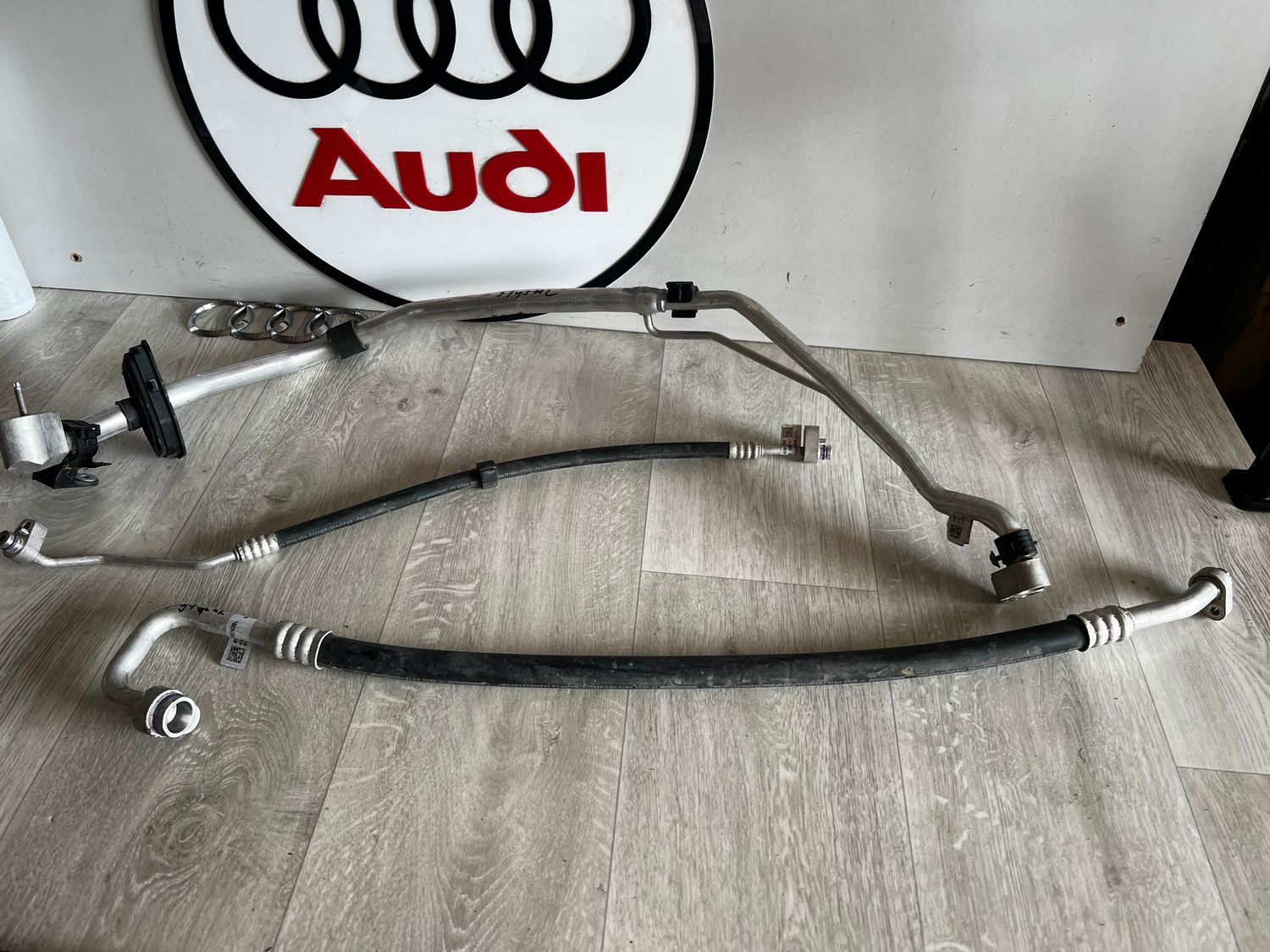 AUDI A4 B9 A5 F5 8W PRZEWÓD KLIMATYZACJI 8W0816743BL 8W0741AL 8W0816738Q