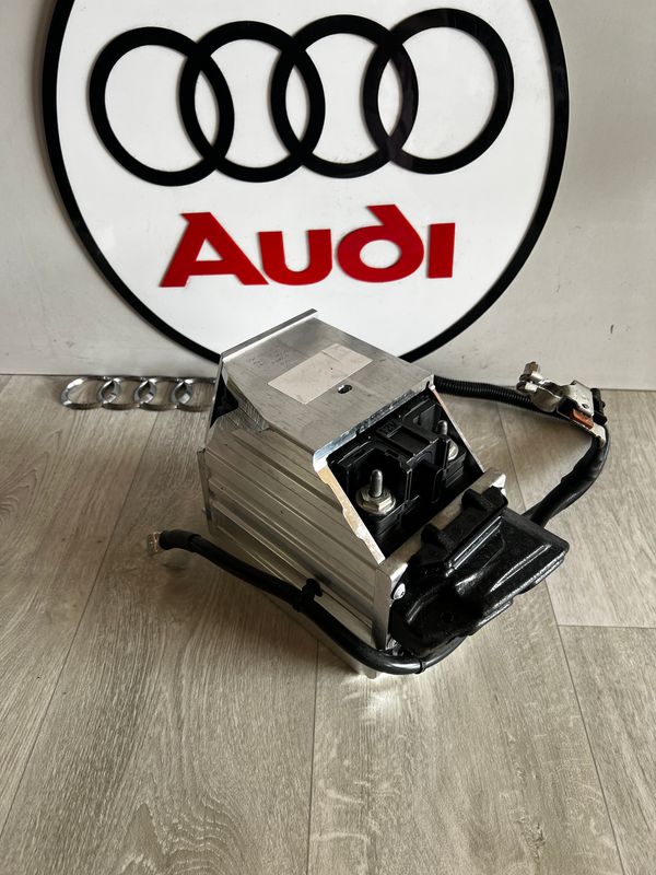 AUDI A5 8W A4 AKUMULATOR DODATKOWY 8W0915172B 8W0916181E IGŁA 23R
