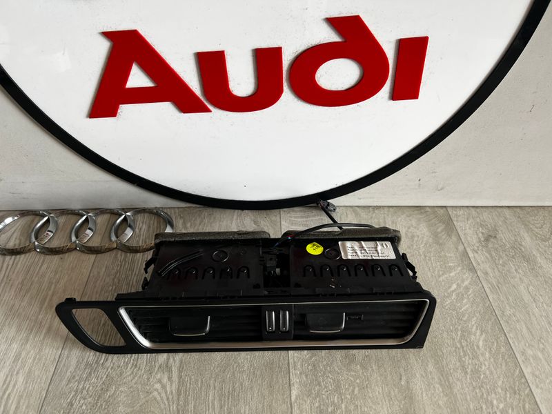 Kratki nawiewu konsoli, tunelu Audi Q5 8R Lift 8R1820951J 8R1820902J 8R1820901J