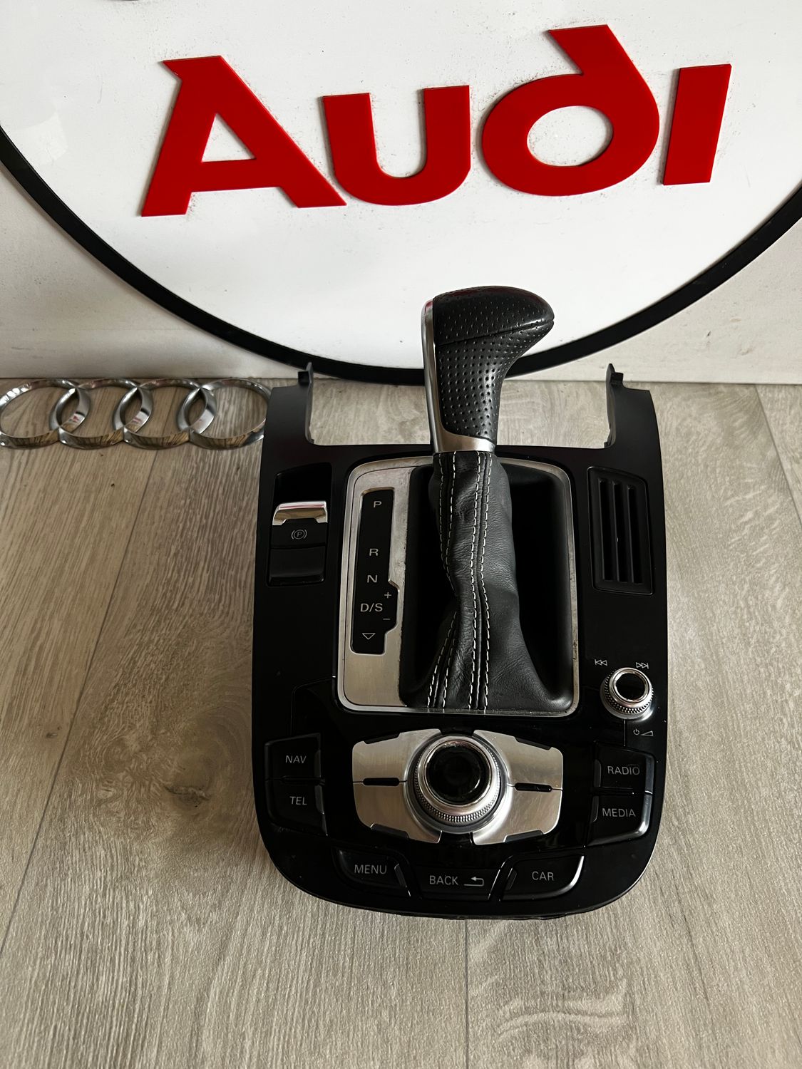AUDI A4 B8 GAŁKA ZMIANY BIEGÓW S-LINE 8K1713139S