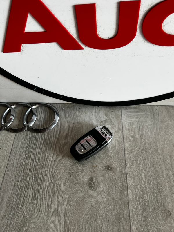 KLUCZYK PILOT AUDI A4 B8 A5 8T Q5 8R LIFT 8K0959754H