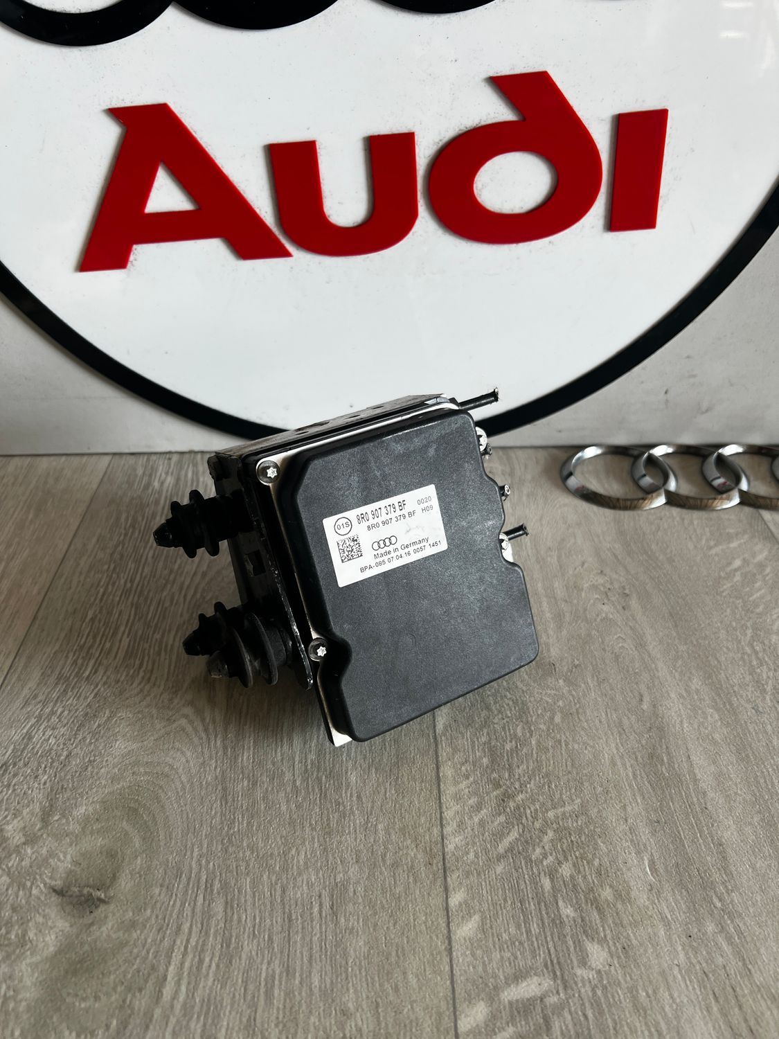 POMPA ABS ESP AUDI Q5 8R A4 B8 A5 8T 8R0907379BF 8R0614517DN