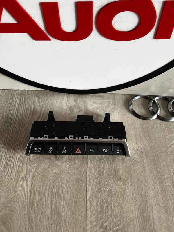AUDI S3 8Y PANEL PRZEŁĄCZNIKÓW DESKI ROZDZIELCZEJ 8Y0925301CK