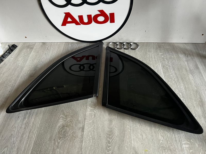 AUDI Q5 8R SZYBA BOCZNA TRÓJKĄT PRAWA LEWA TYLNA 8R0845299N 8R0845300E 13R