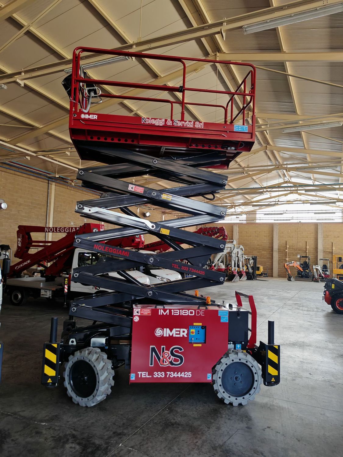 Piattaforma A Pantografo IMER IM13180 DE 4WD con Stabilizzatori