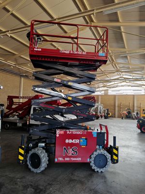 Piattaforma A Pantografo IMER IM13180 DE 4WD con Stabilizzatori
