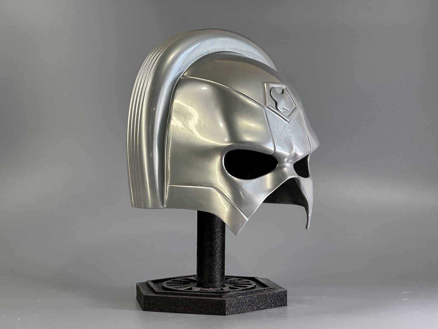 Peacemaker Helmet – Chrome Finish