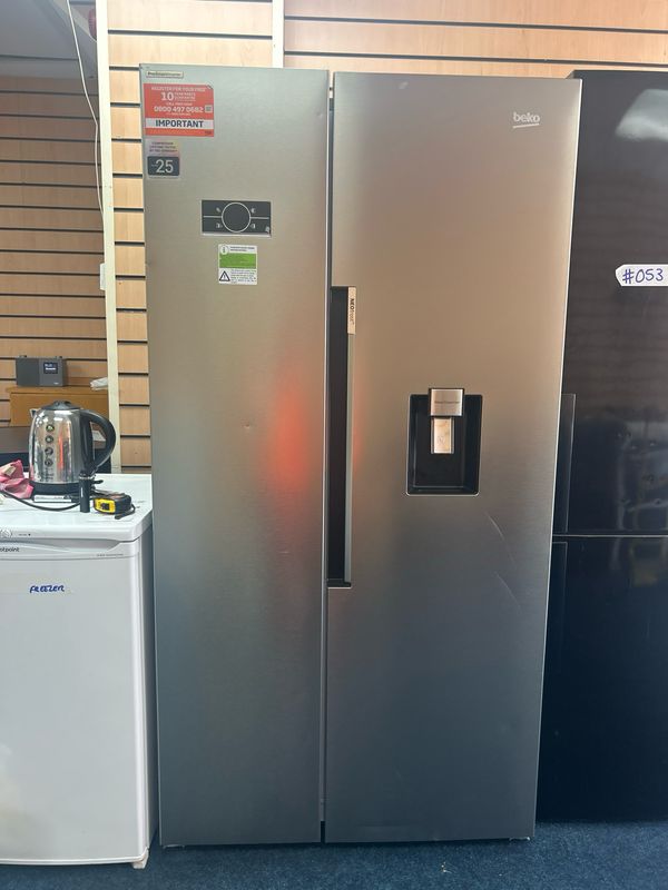 Beko ASD2542VX American Fridge Freezer Silver H178cm W91cm - Water Tank