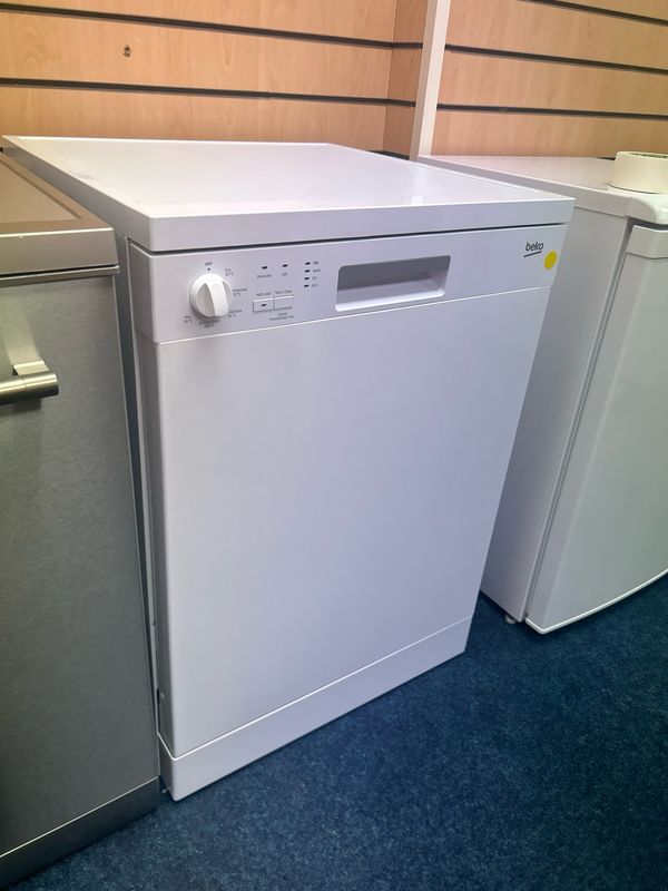 Beko DFN05X11W 60cm Free Standing Dishwasher White