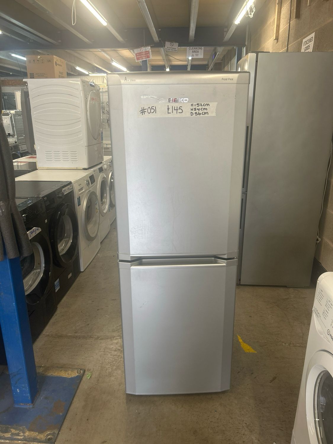 Beko CF5533APS Fridge Freezer Silver