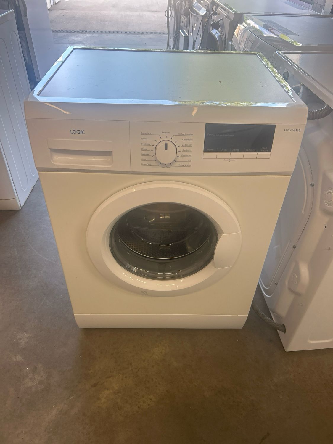 Logik L612WM16 6KG 1200rpm Washing Machine White