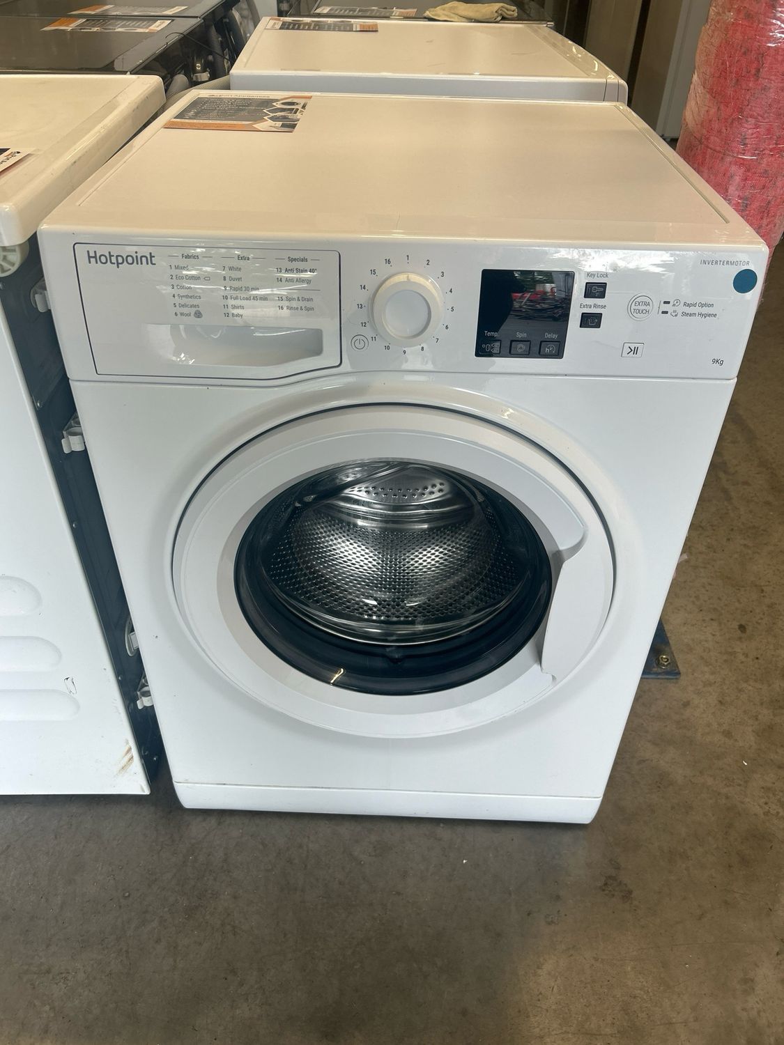 Hotpoint NSWM943CWUK 9KG 1400rpm Washing Machine White