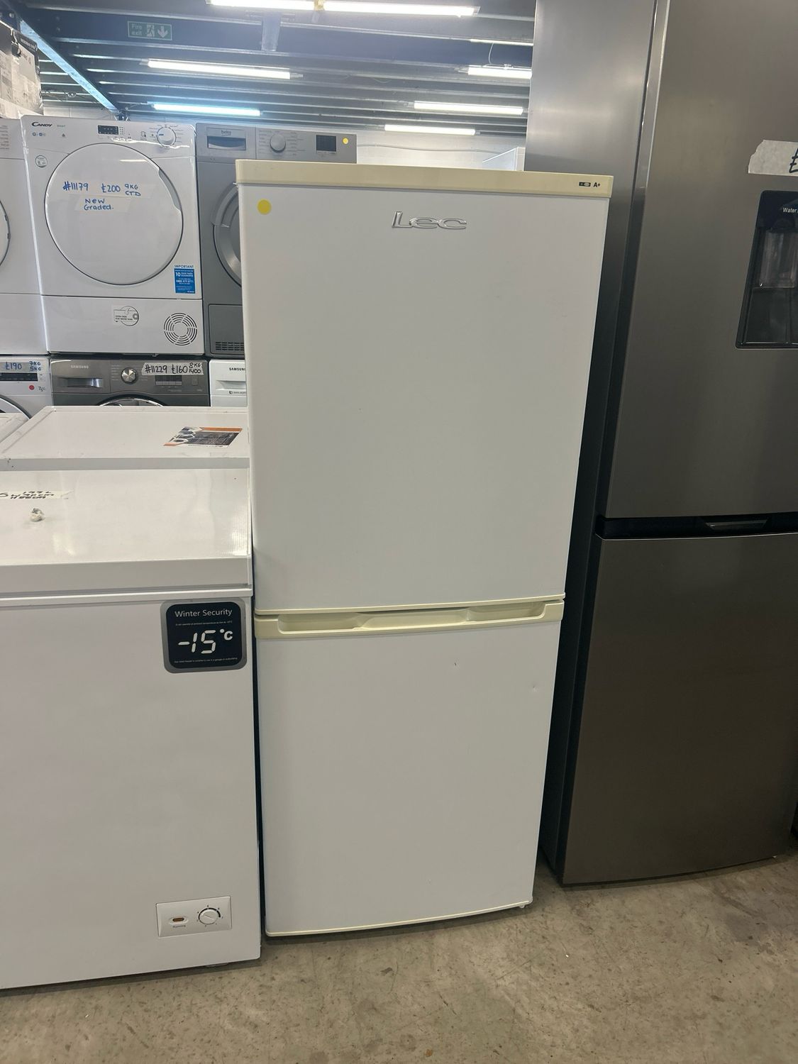 Lec Fridge Freezer