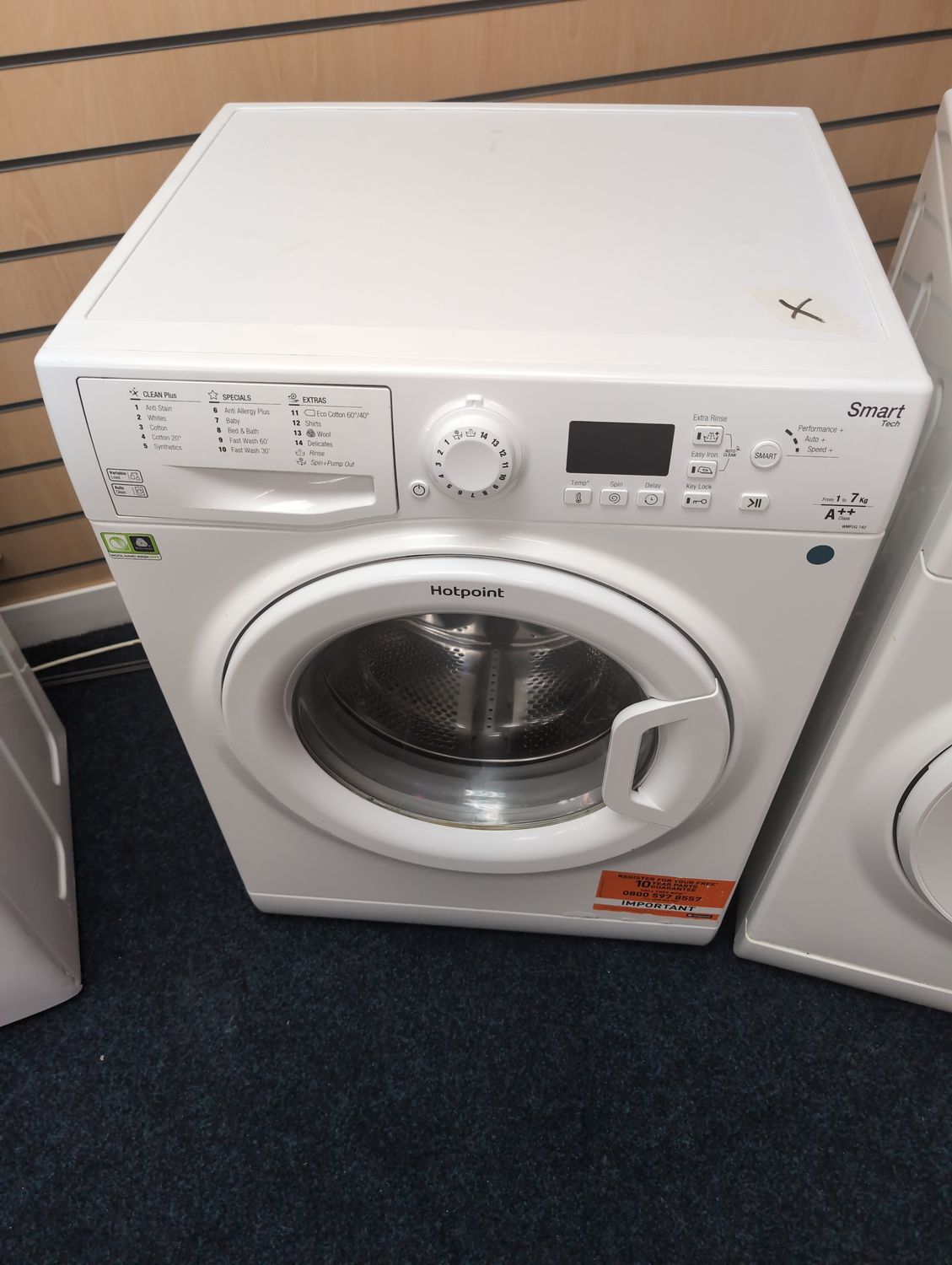 Hotpoint WMFUG742 7KG 1400rpm Washing Machine White