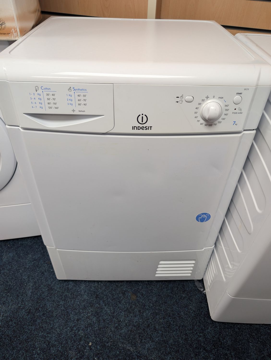 Indesit 7KG Condenser Tumble Dryer White