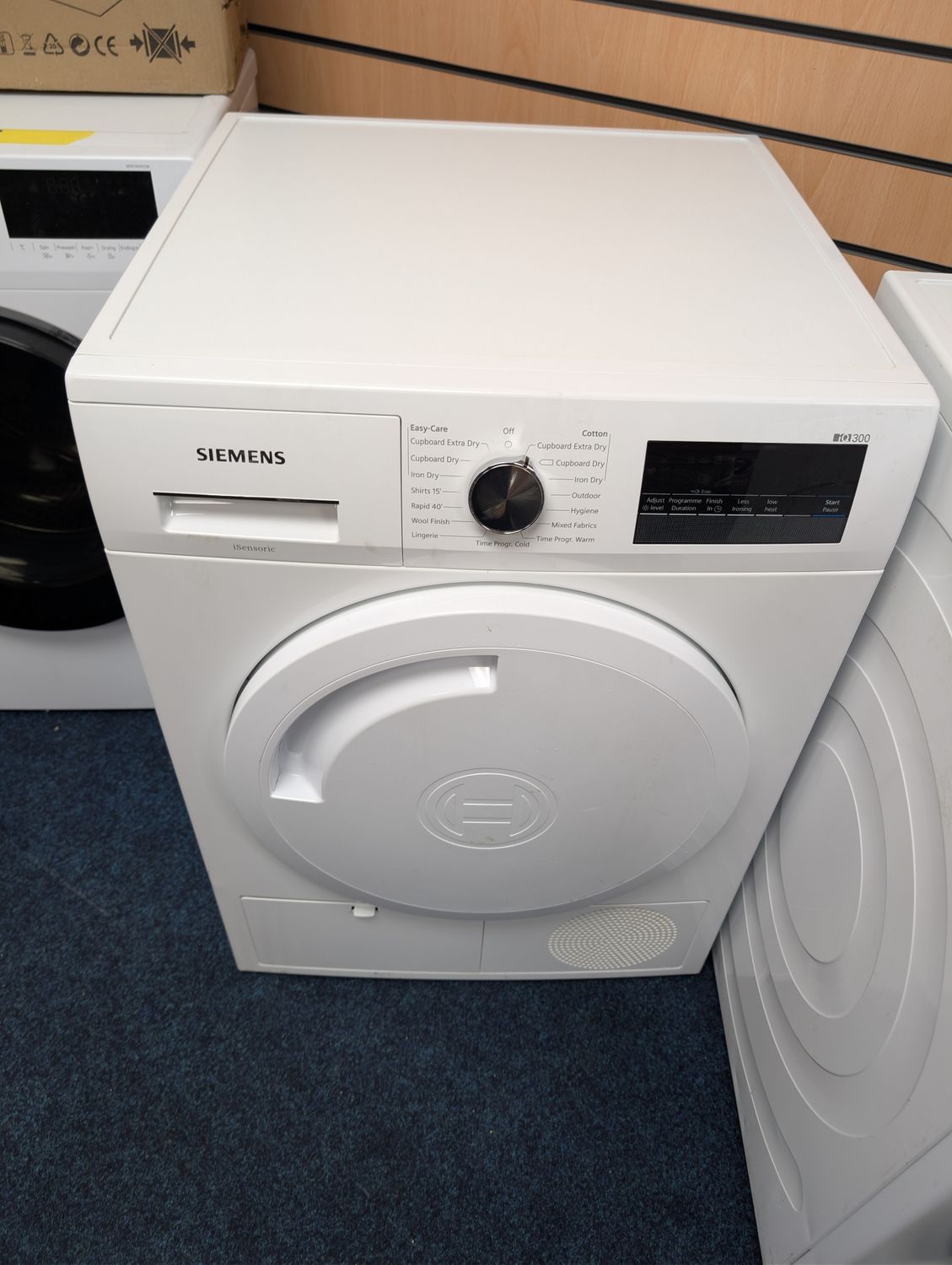 Siemens condenser dryer 8kg white 