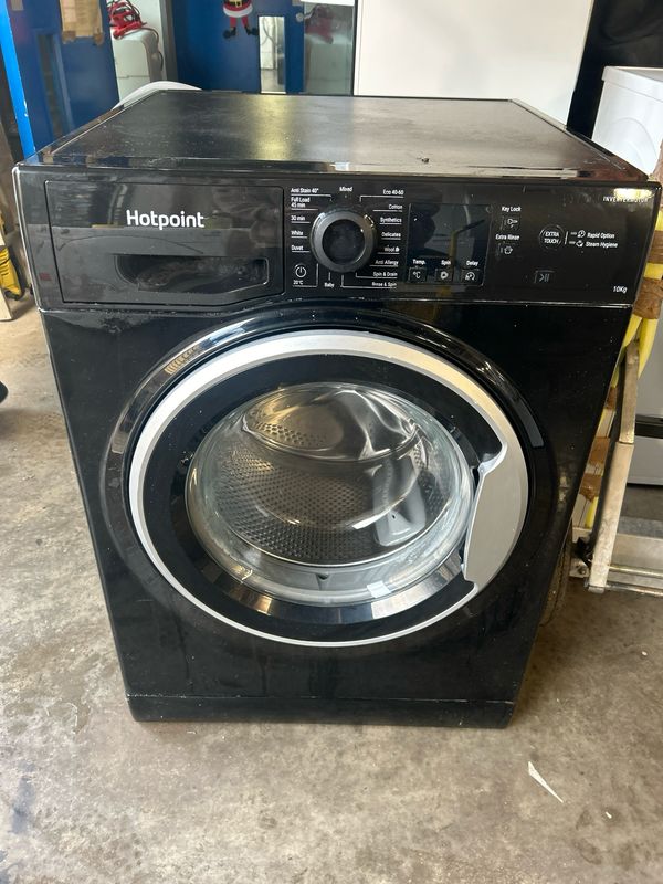 Hotpoint 10KG 1400rpm Washing Machine Black