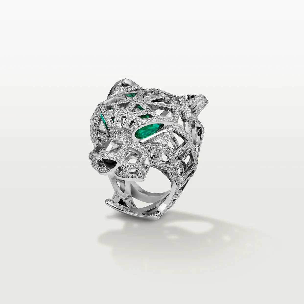 Panthère de Cartier ring, paved