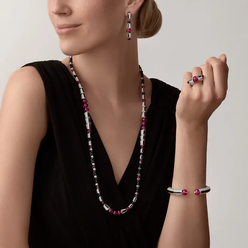 Beautés du Monde long necklace, rubellite, paved