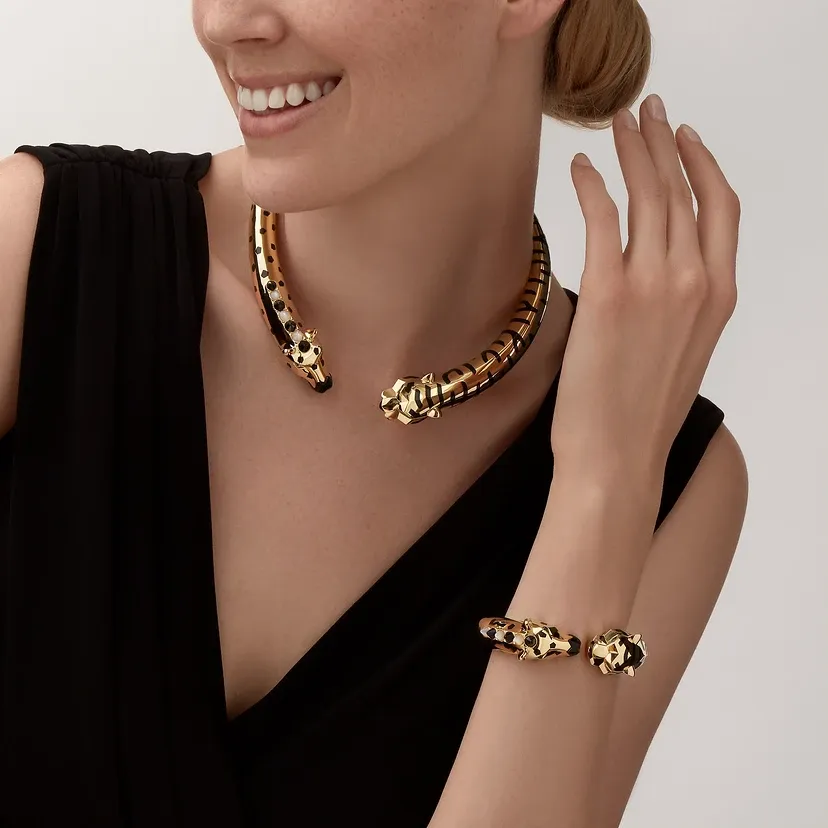 Indomptables de Cartier torque necklace