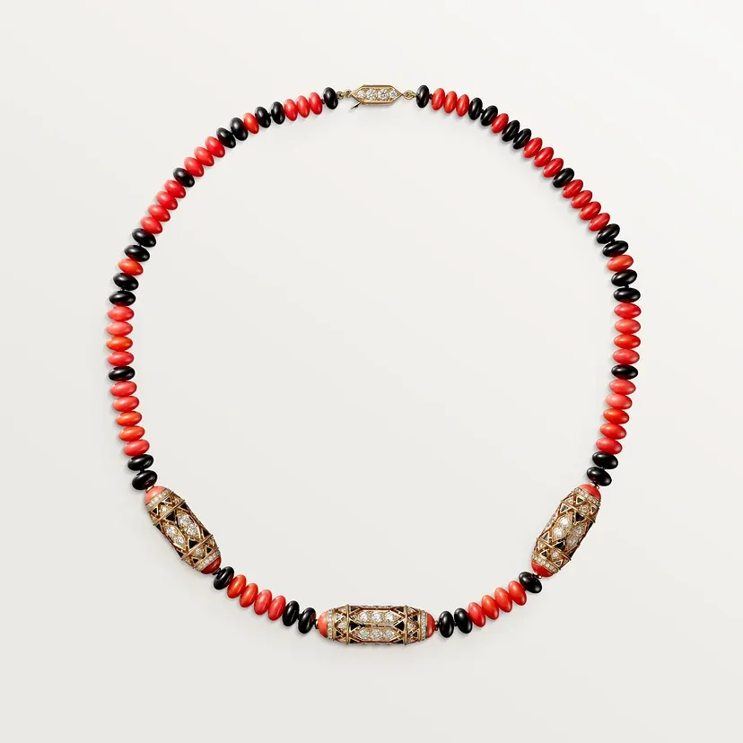 Géometrie &amp; Contrastes necklace, coral, paved
