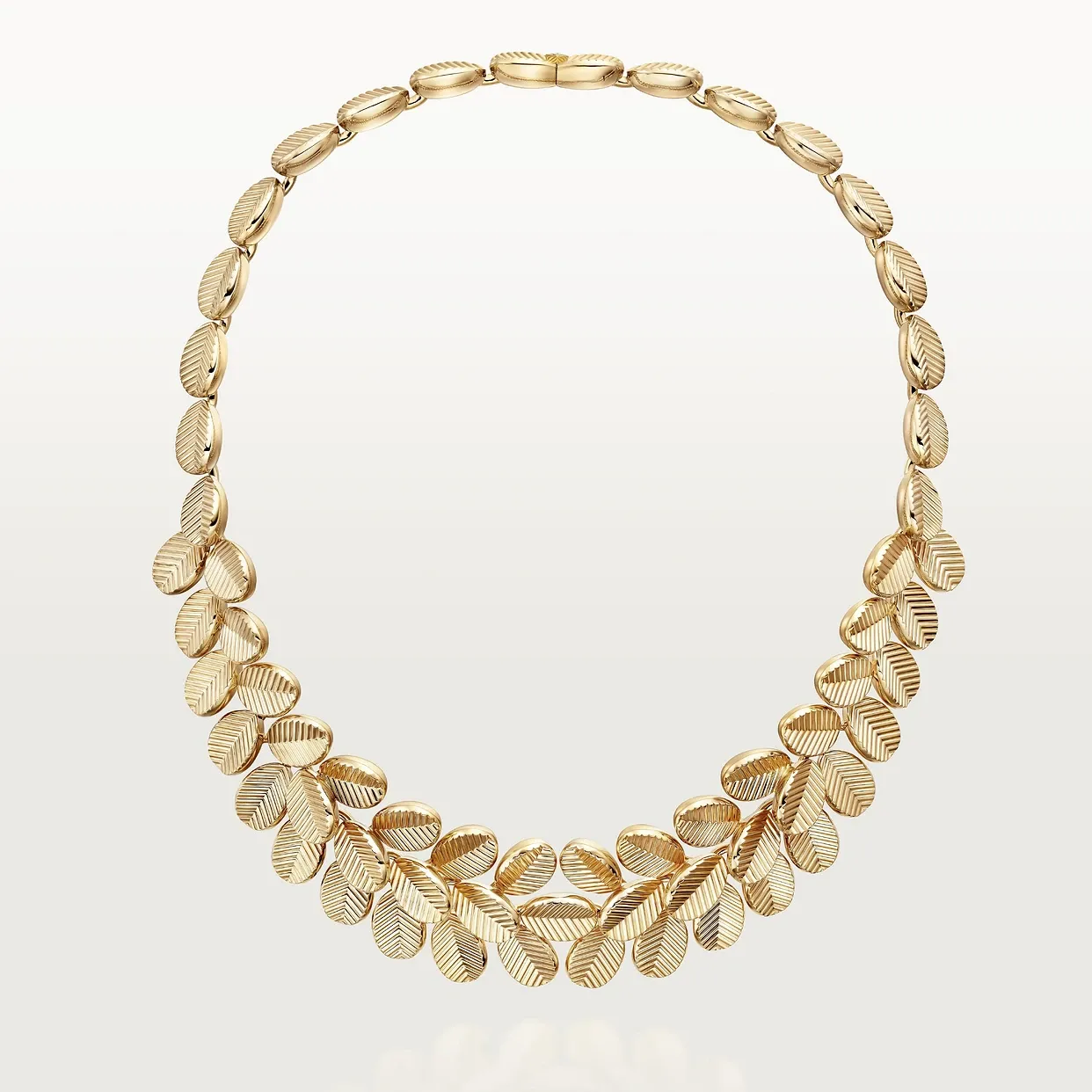 Grain de Café necklace, semi-paved