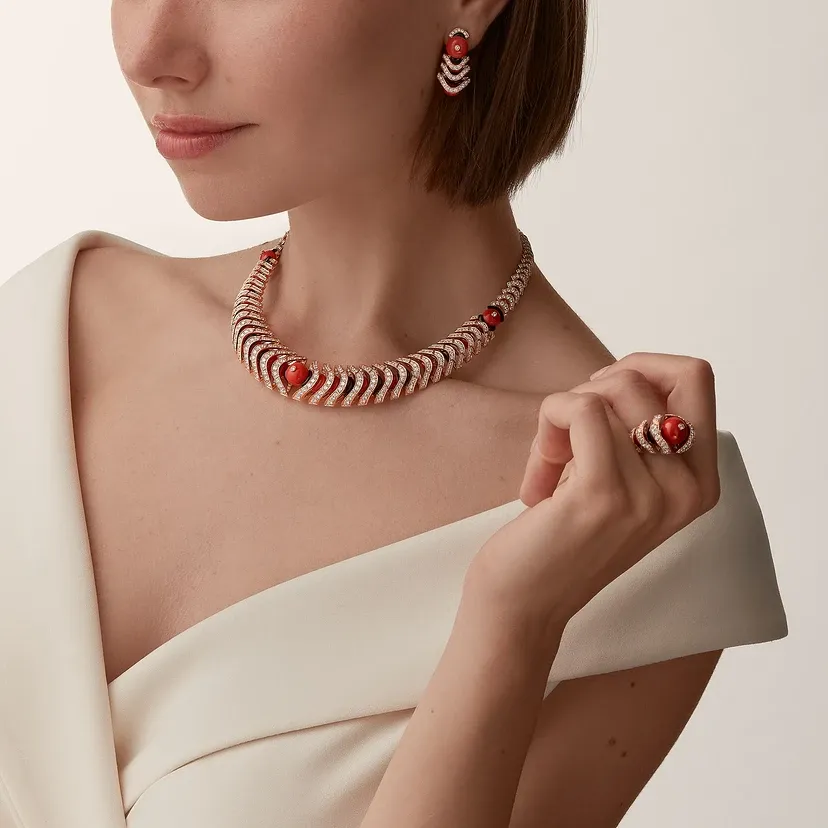 Géometrie &amp; Contrastes earrings, coral, paved