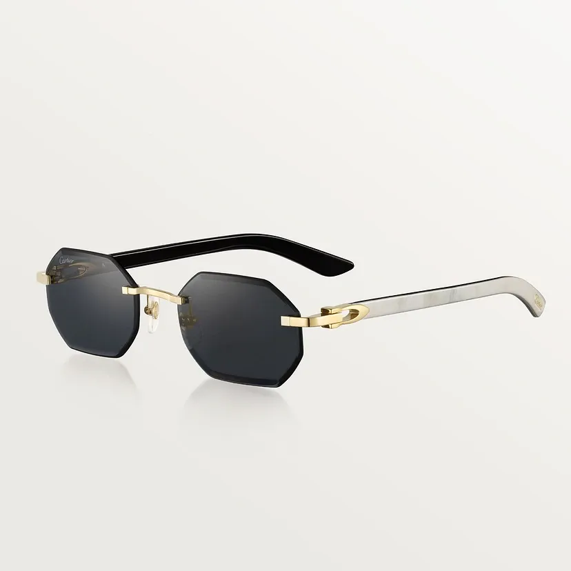 Sunglasses with Elongated C de Cartier motif