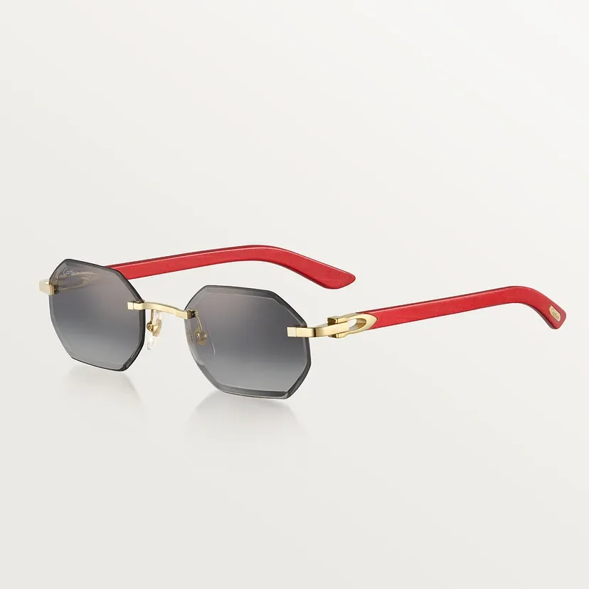 Sunglasses with Elongated C de Cartier motif