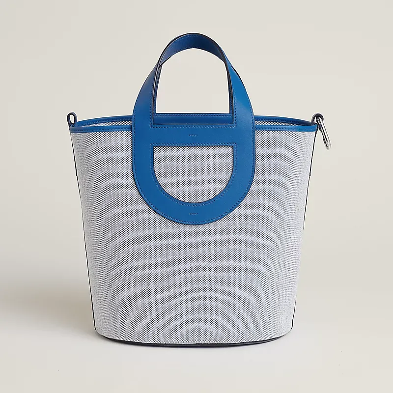 Hermès In-the-Loop 23 bag