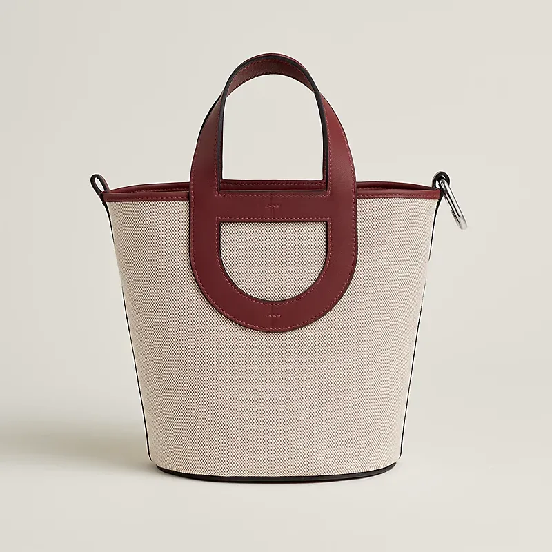 Hermès In-the-Loop 18 bag