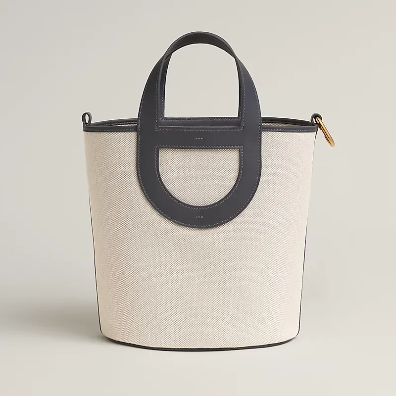 Hermès In-the-Loop 23 bag