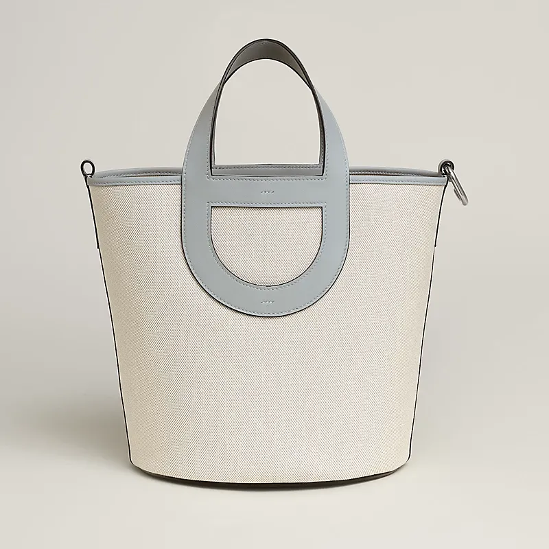 Hermès In-the-Loop 23 bag