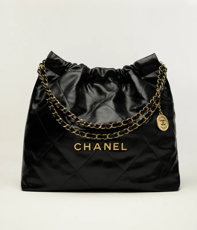 CHANEL 22 Bag
