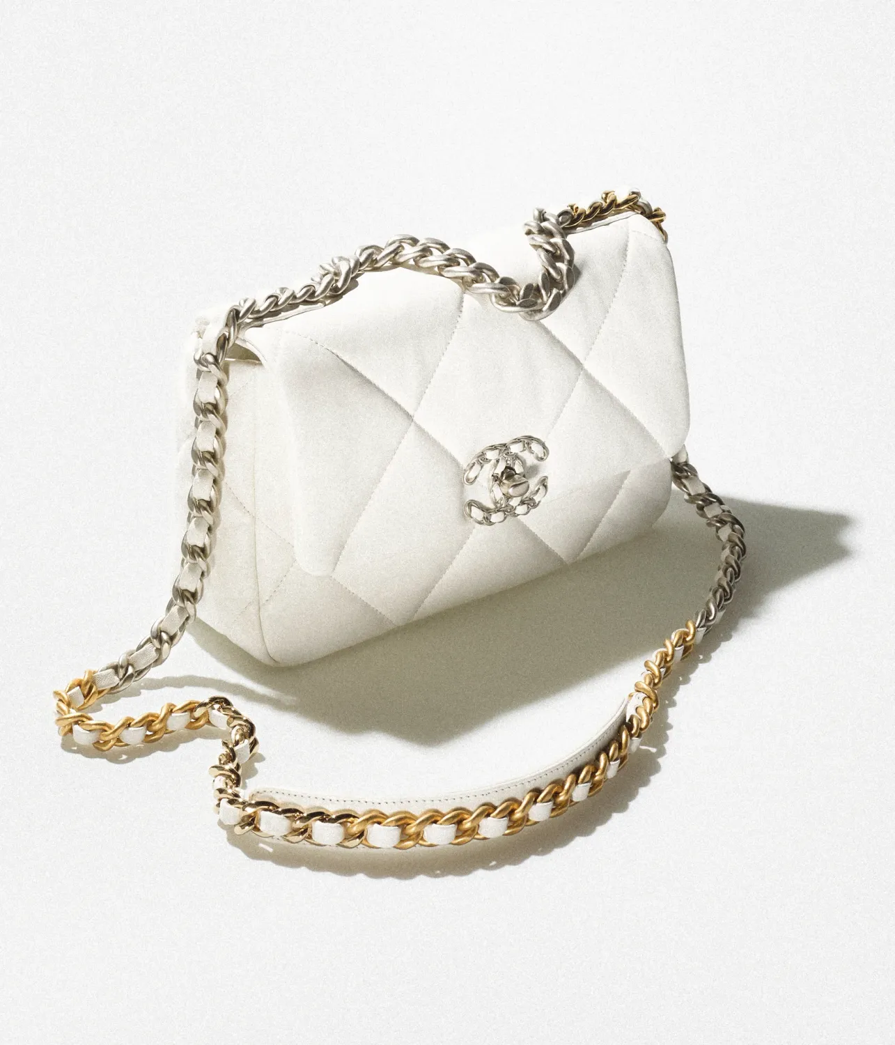 Chanel 19 Handbag