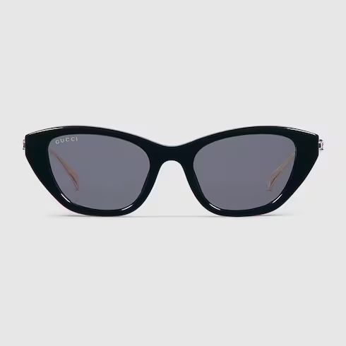 Cat eye frame sunglasses